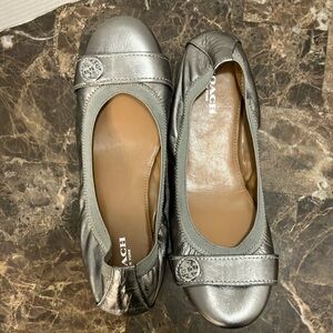 COACH New York ballerina flats sz 7B